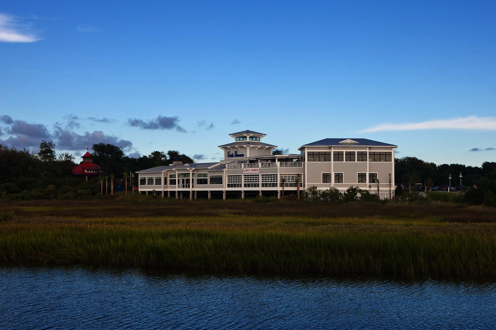 查尔斯顿港海滩俱乐部度假村