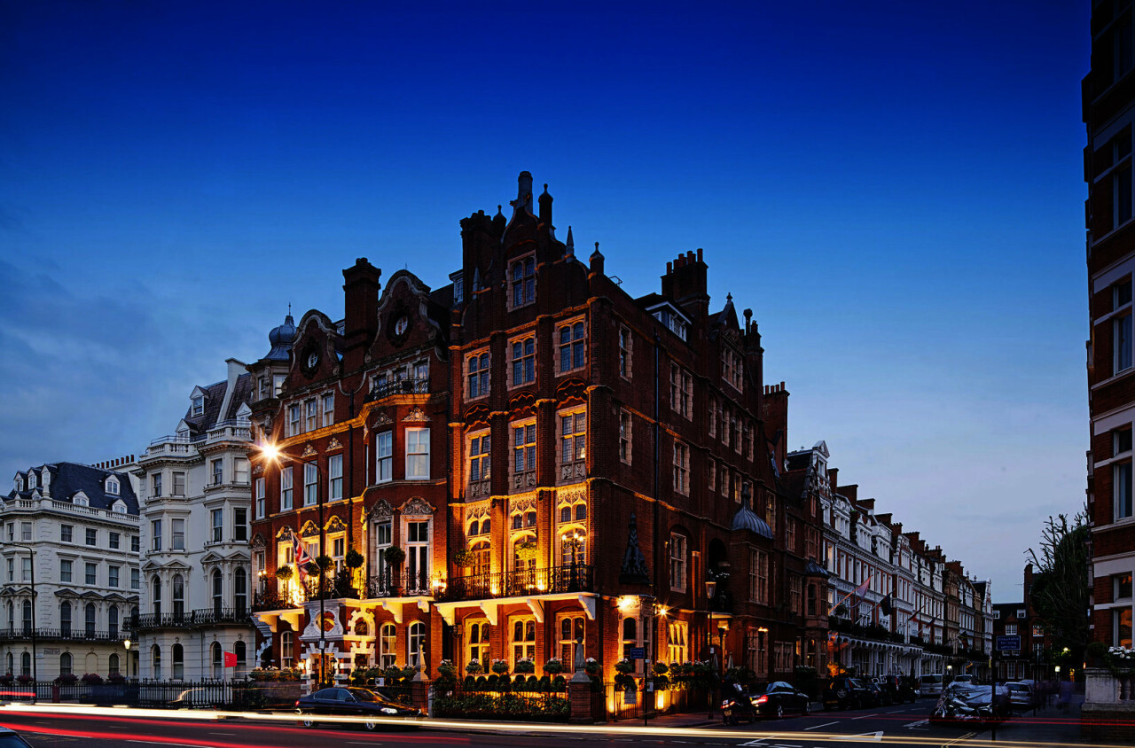 红色康乃馨肯辛顿里程碑酒店