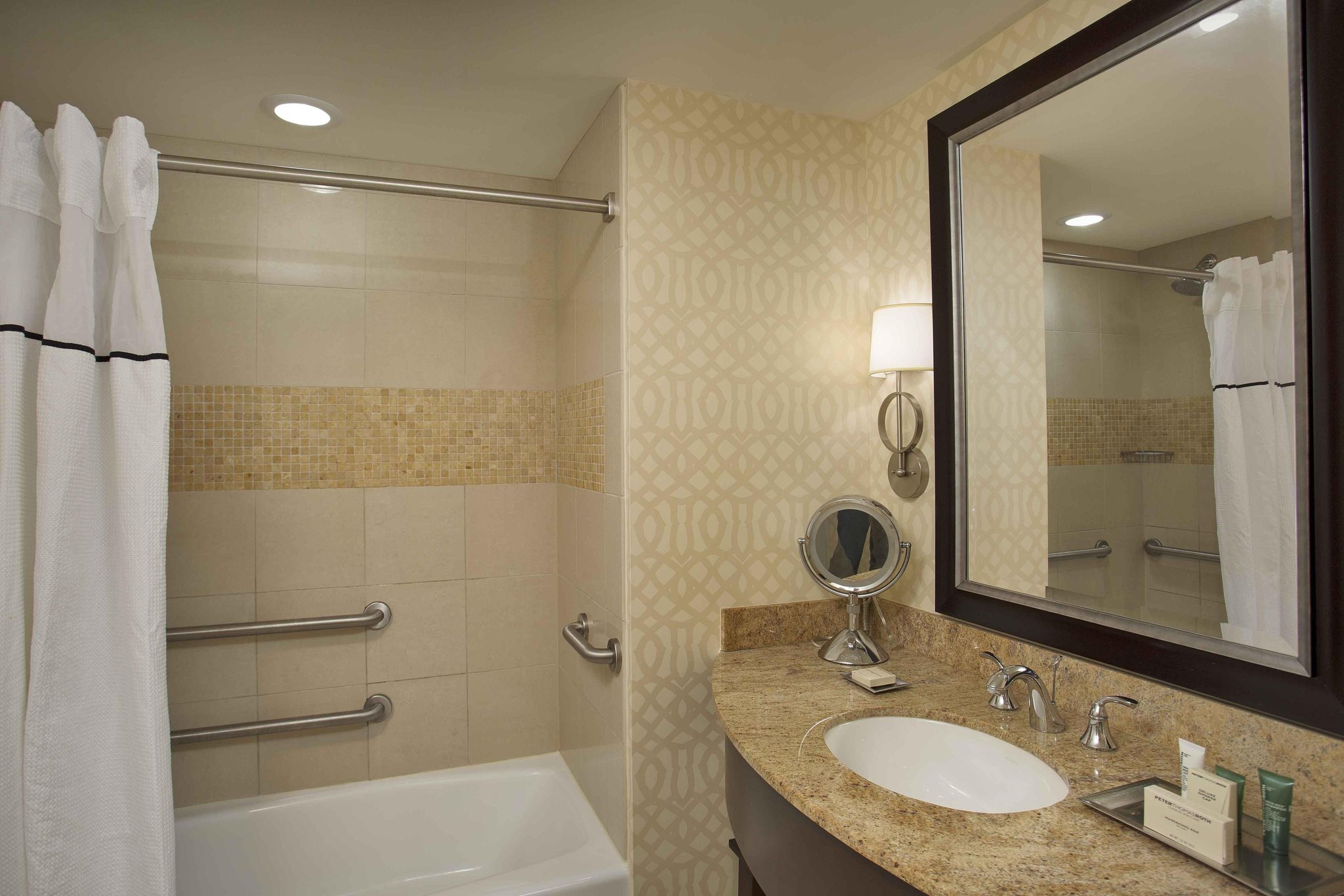 奥兰多邦内溪希尔顿酒店