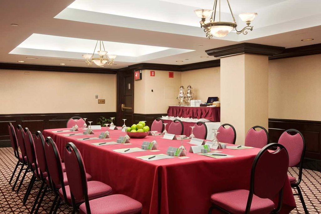 纽约市西大门酒店