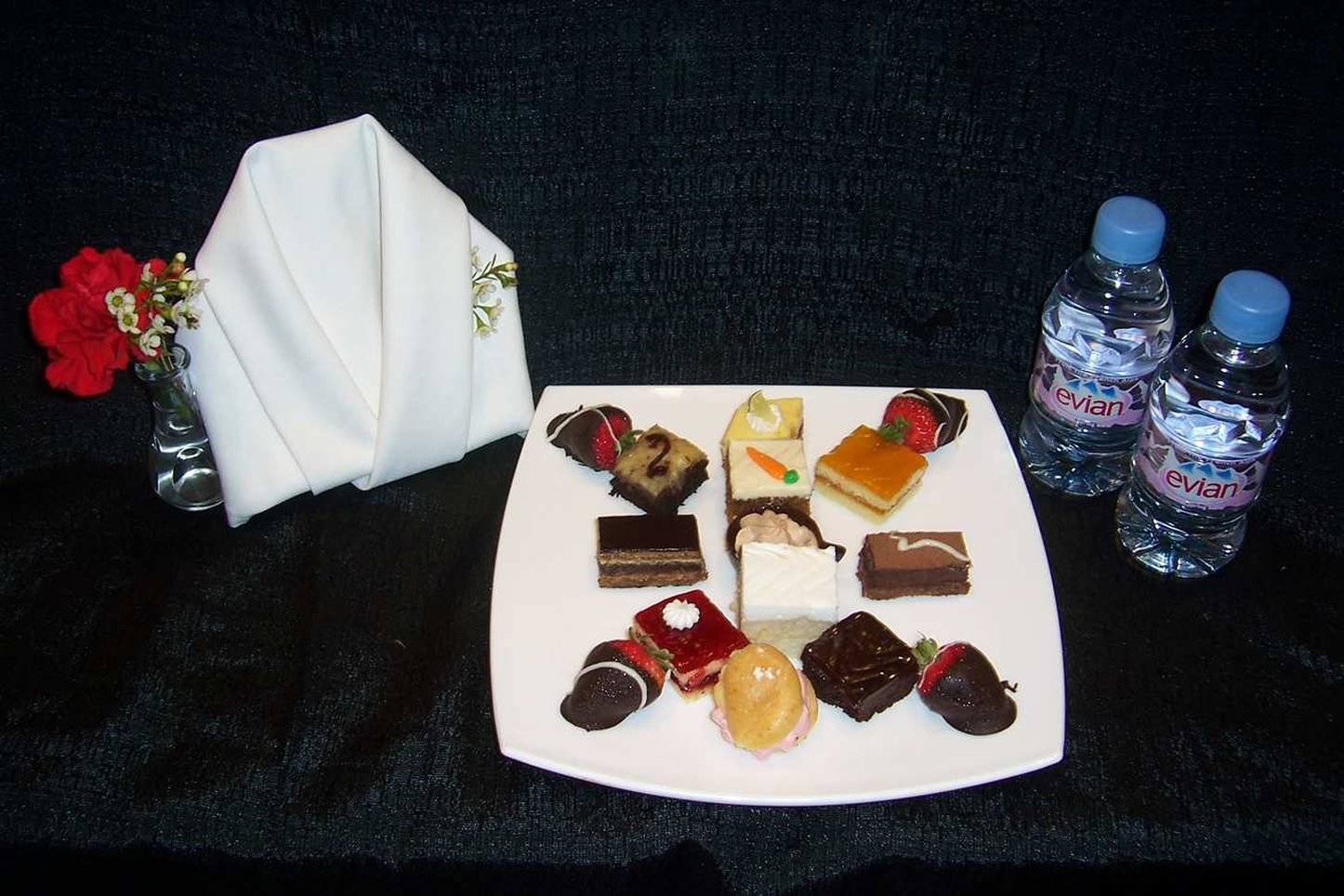 莱尔内珀维尔希尔顿逸林酒店