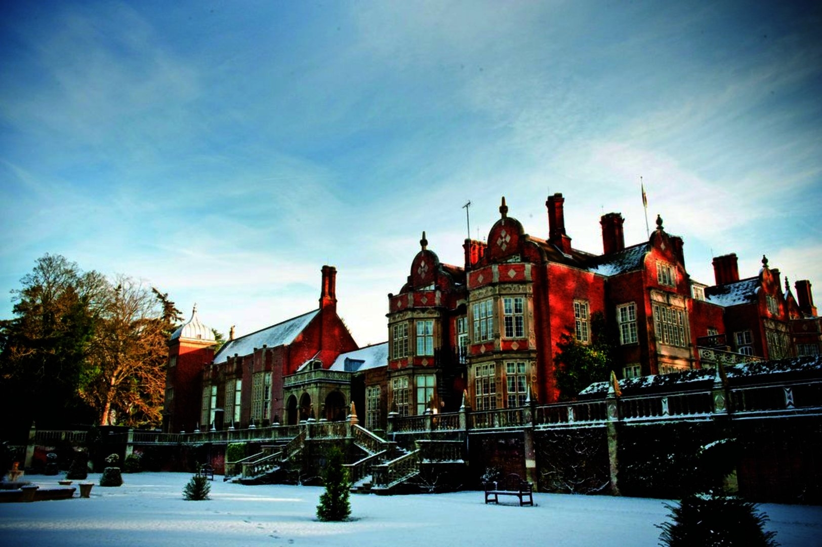 泰尔尼大厅酒店