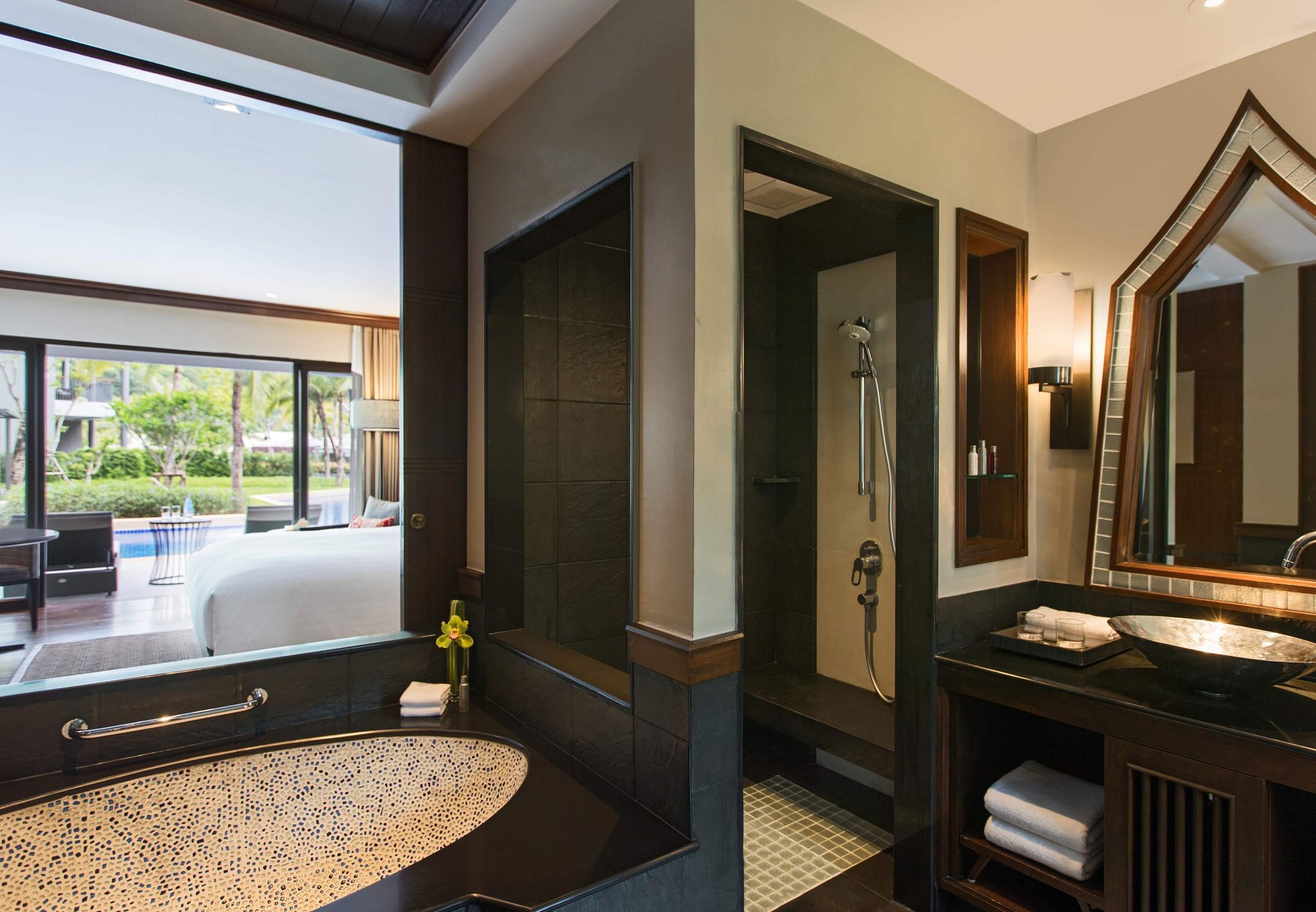 普吉岛万豪奈阳海滩水疗度假村