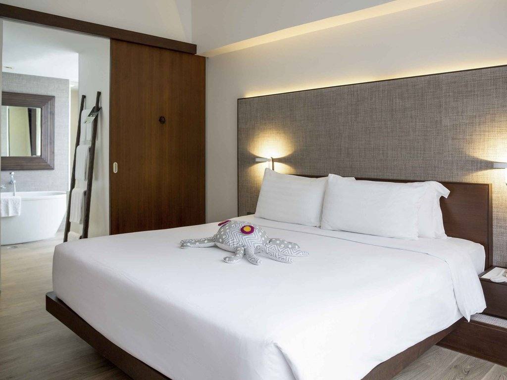 沃伦塔华欣七岩度假别墅酒店