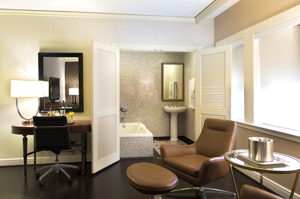 休斯顿白厅酒店