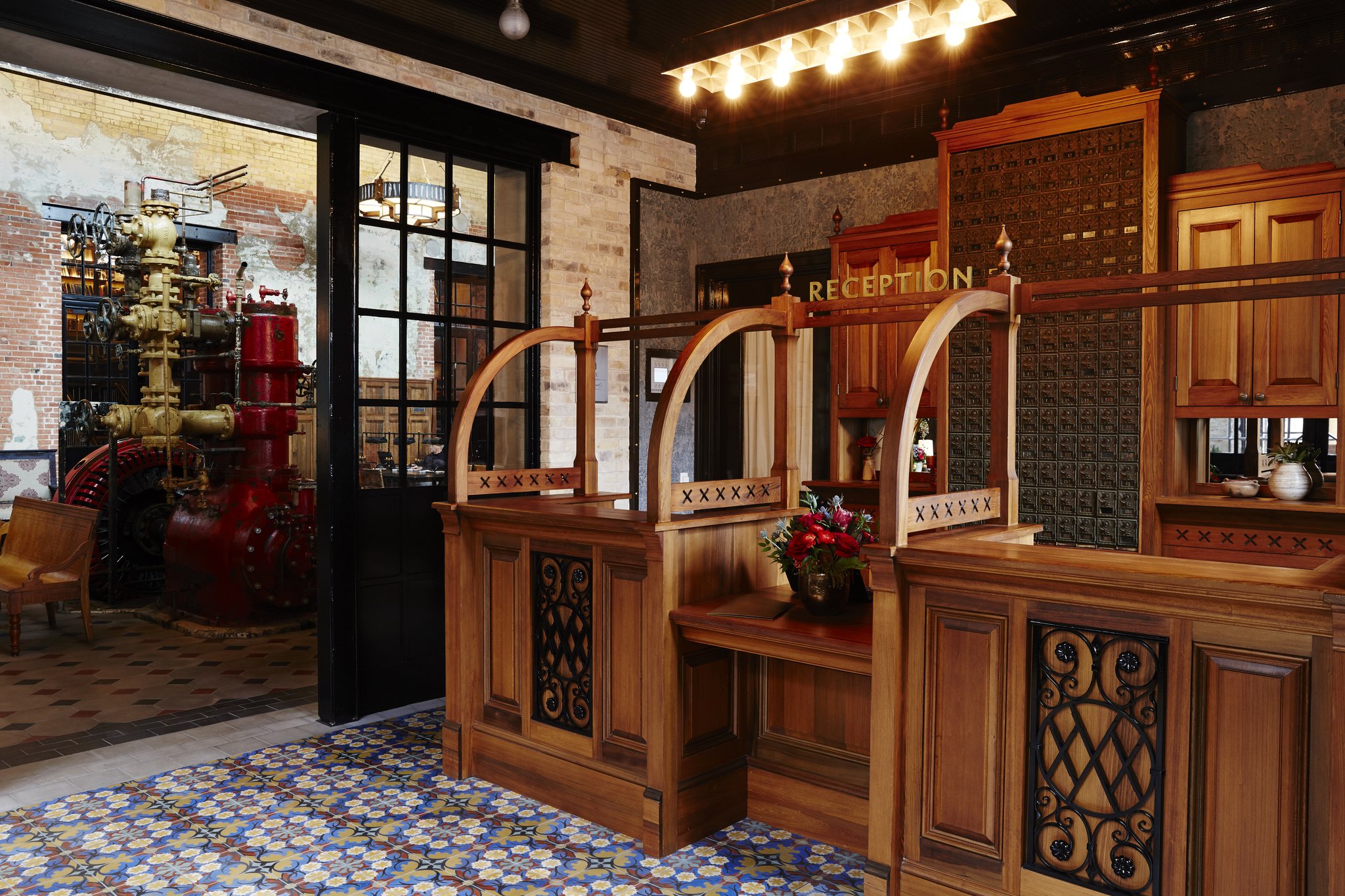 珠江河滨艾玛酒店