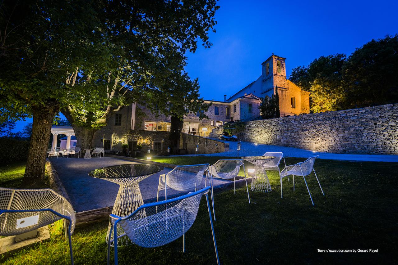 勒古文德迷你姆温泉酒店