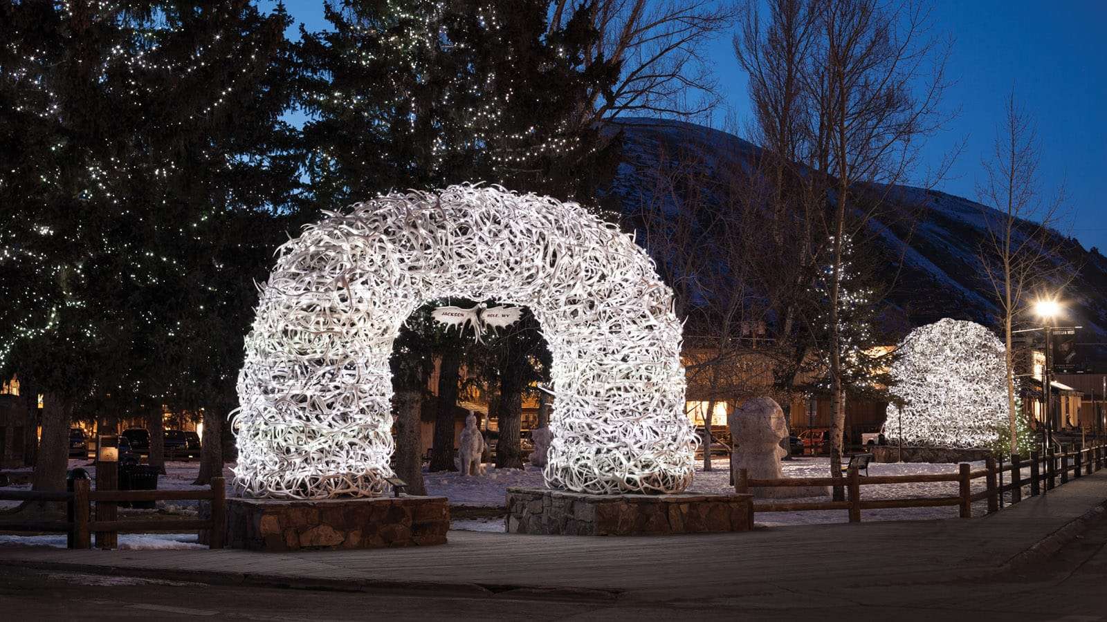 杰克逊霍尔四季酒店及公寓