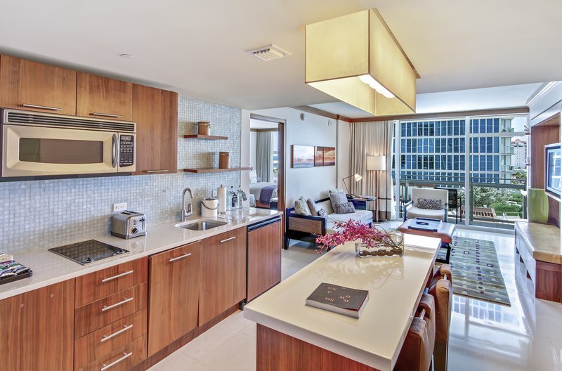 迈阿密海滩卡利伦康体酒店