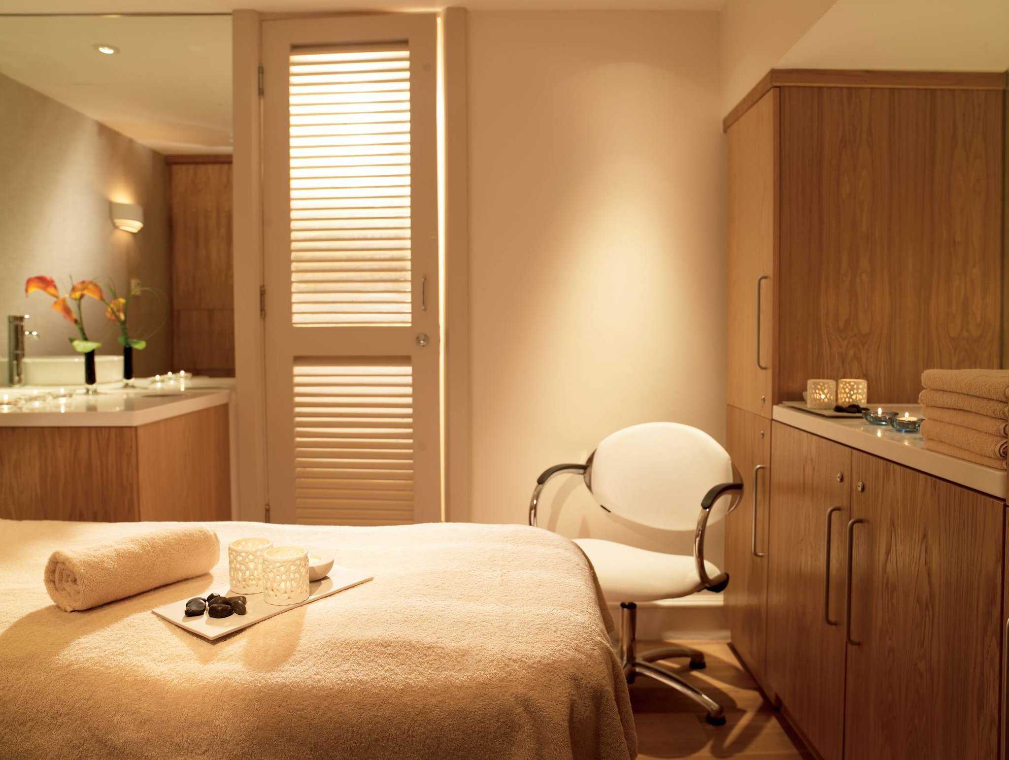 卓美亚朗兹酒店