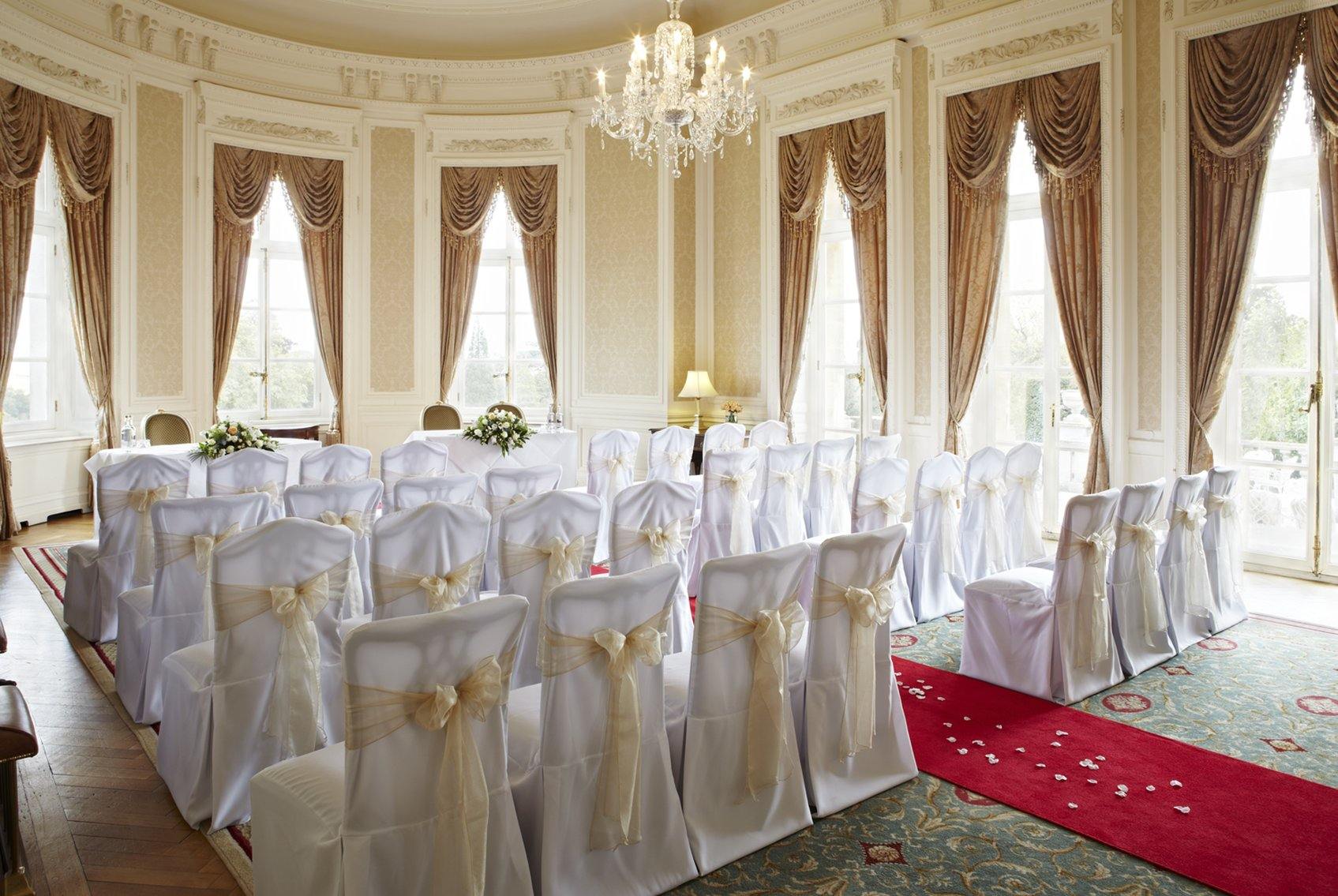 鲁顿胡高尔夫球温泉酒店