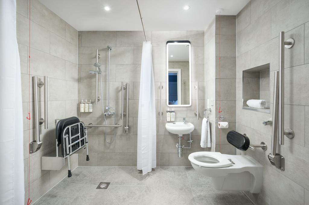 索利赫尔圣约翰斯Voco酒店