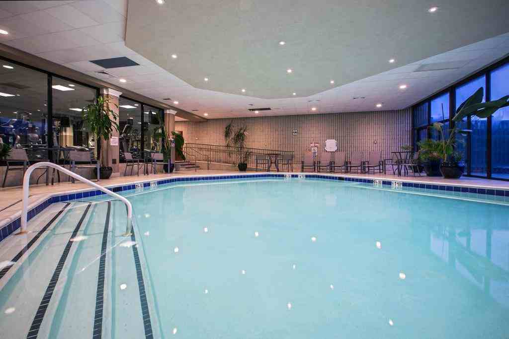 皇冠假日酒店纽瓦克机场店