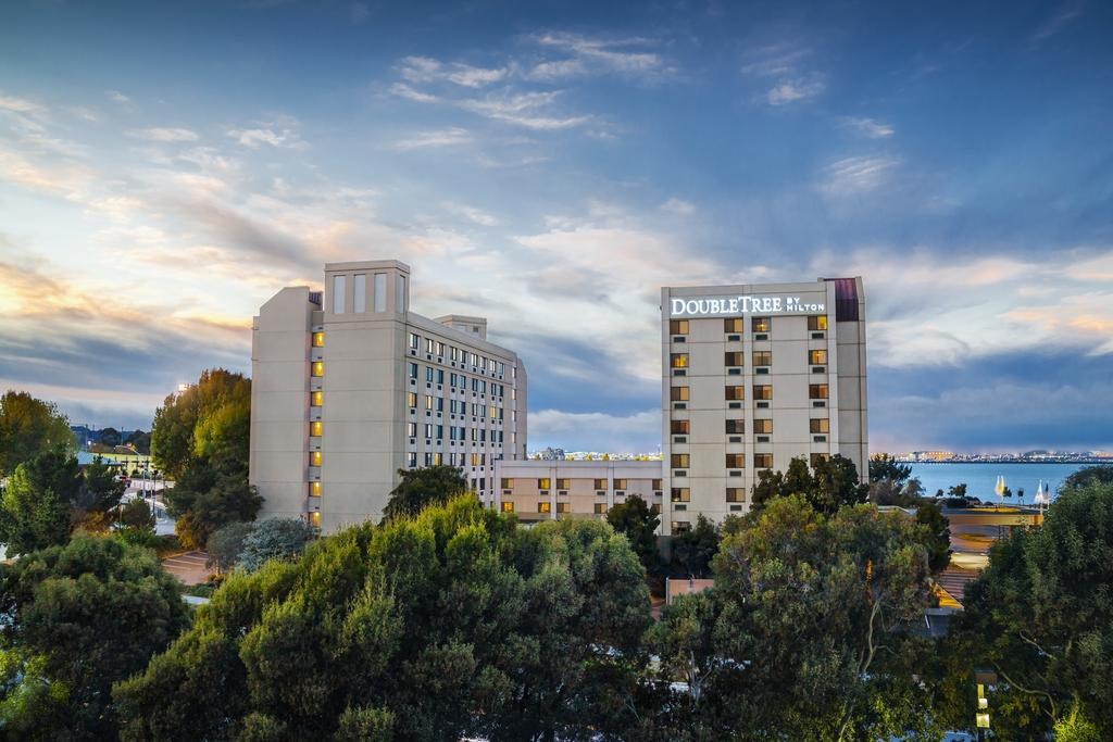 三藩市机场希尔顿逸林酒店