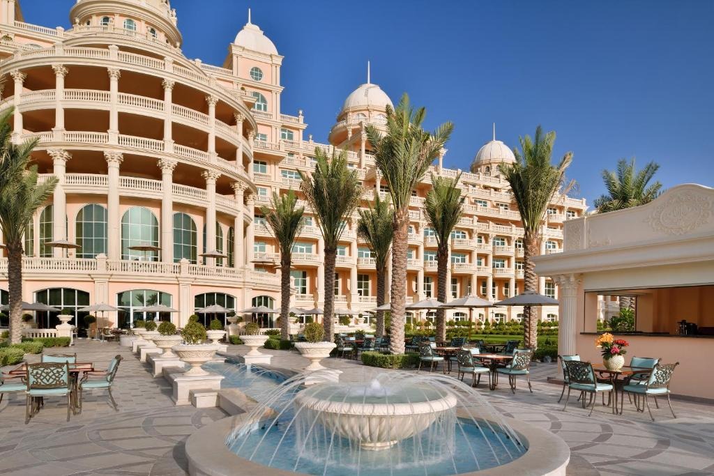 迪拜棕榈莱佛士酒店