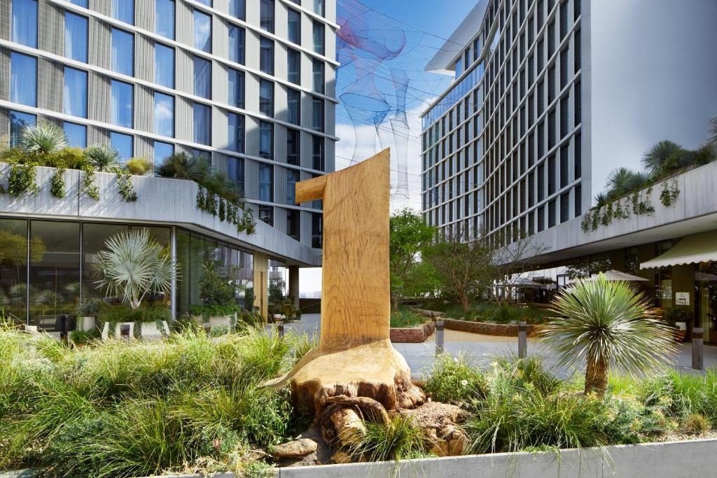 西好莱坞1号酒店