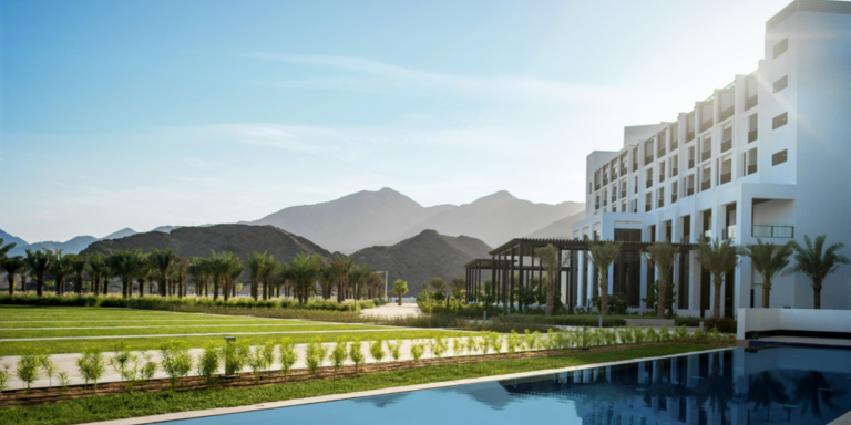 亚斯岛皇冠假日酒店