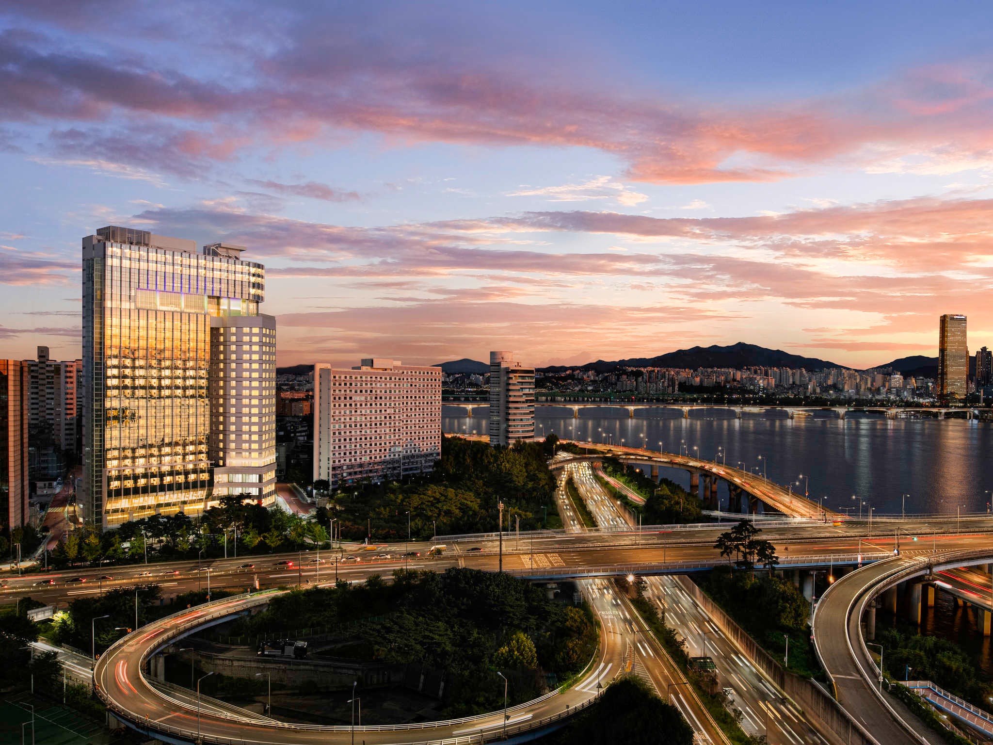 首尔纳鲁美憬阁大使酒店