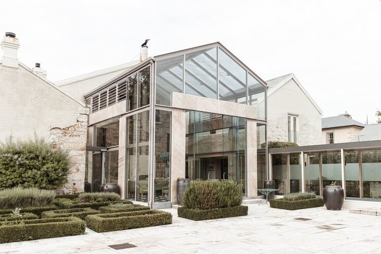 霍巴特酒店-仅限成人入住