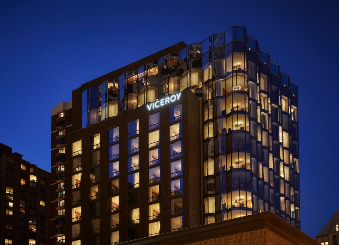 芝加哥总督酒店